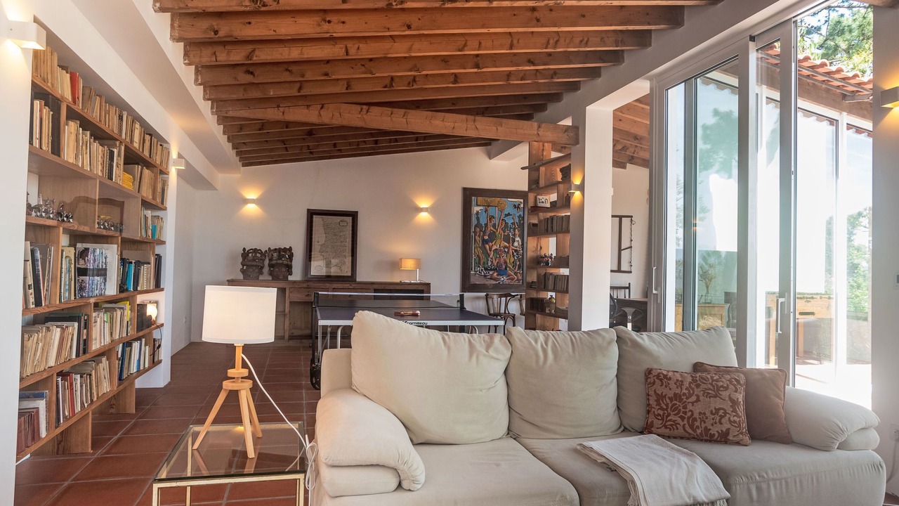 Photo of Livingroom in Colares