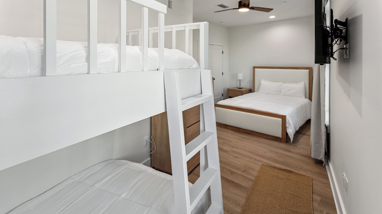 Photo of Bedroom in Holiday Isle