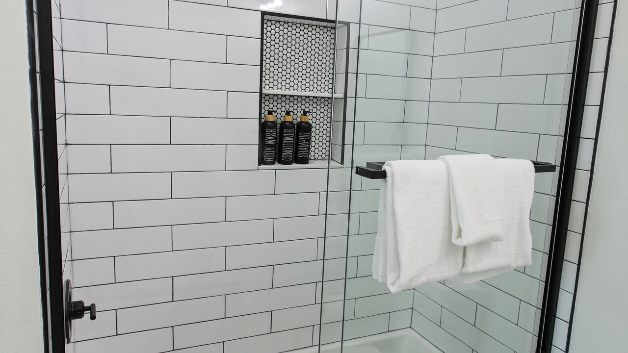 Photo of Bathroom in Holiday Isle