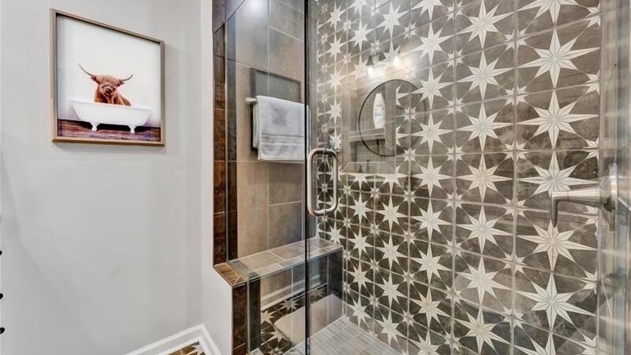 Photo of Bathroom in Huddleston