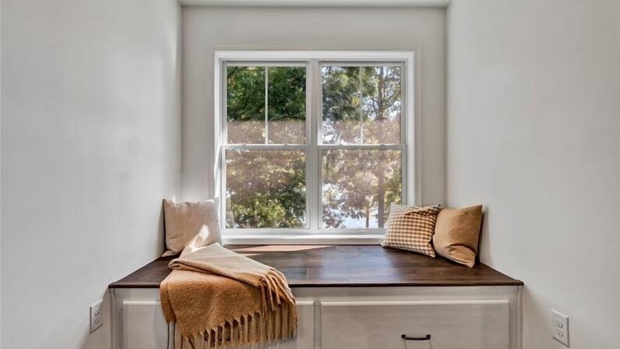 Photo of Bedroom in Huddleston