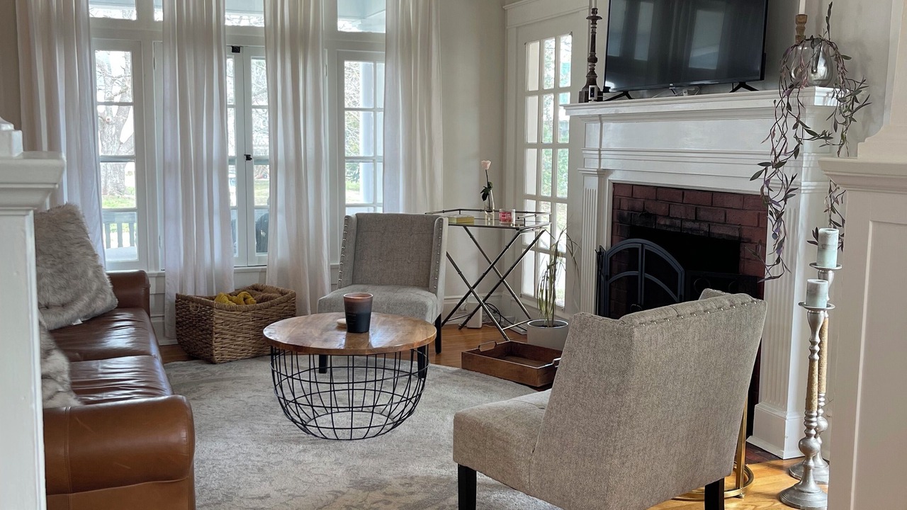 Photo of Livingroom in Bridgewater
