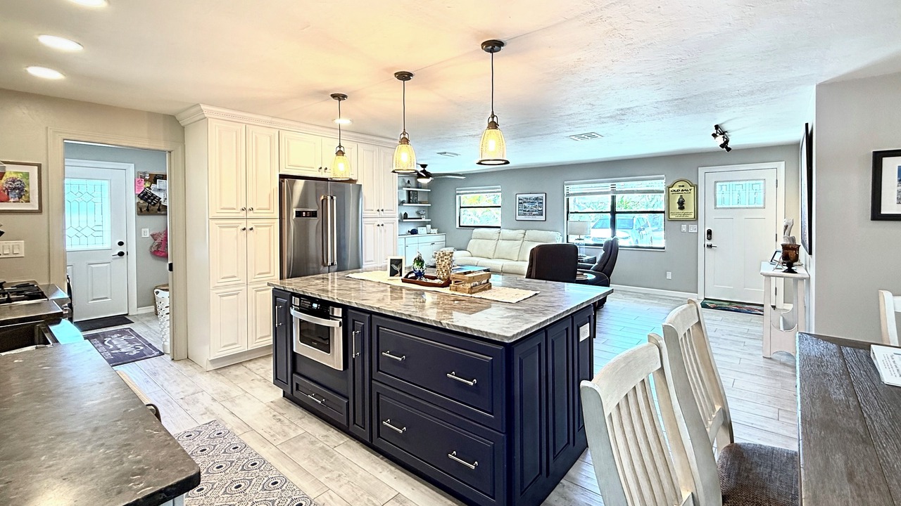 Photo of Kitchen in Pine Island Center