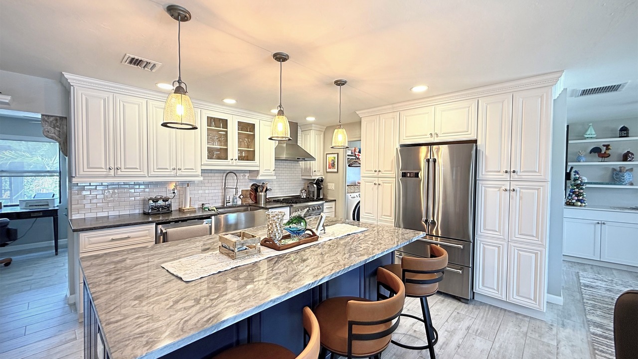 Photo of Kitchen in Pine Island Center