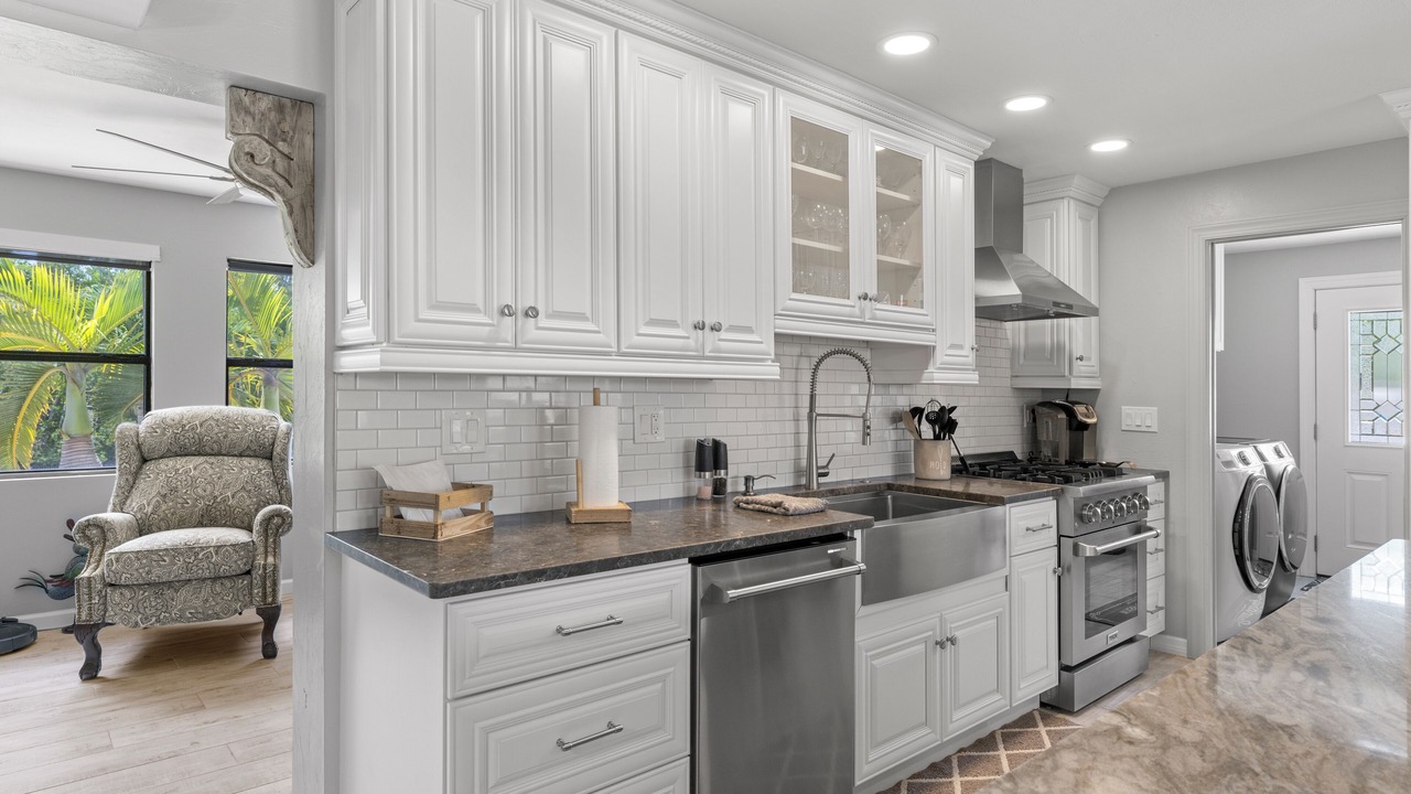 Photo of Kitchen in Pine Island Center