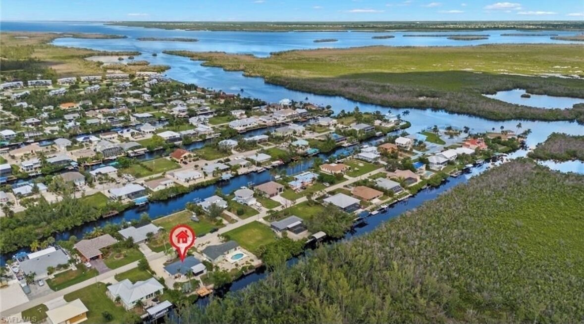 Photo of Others in Pine Island Center