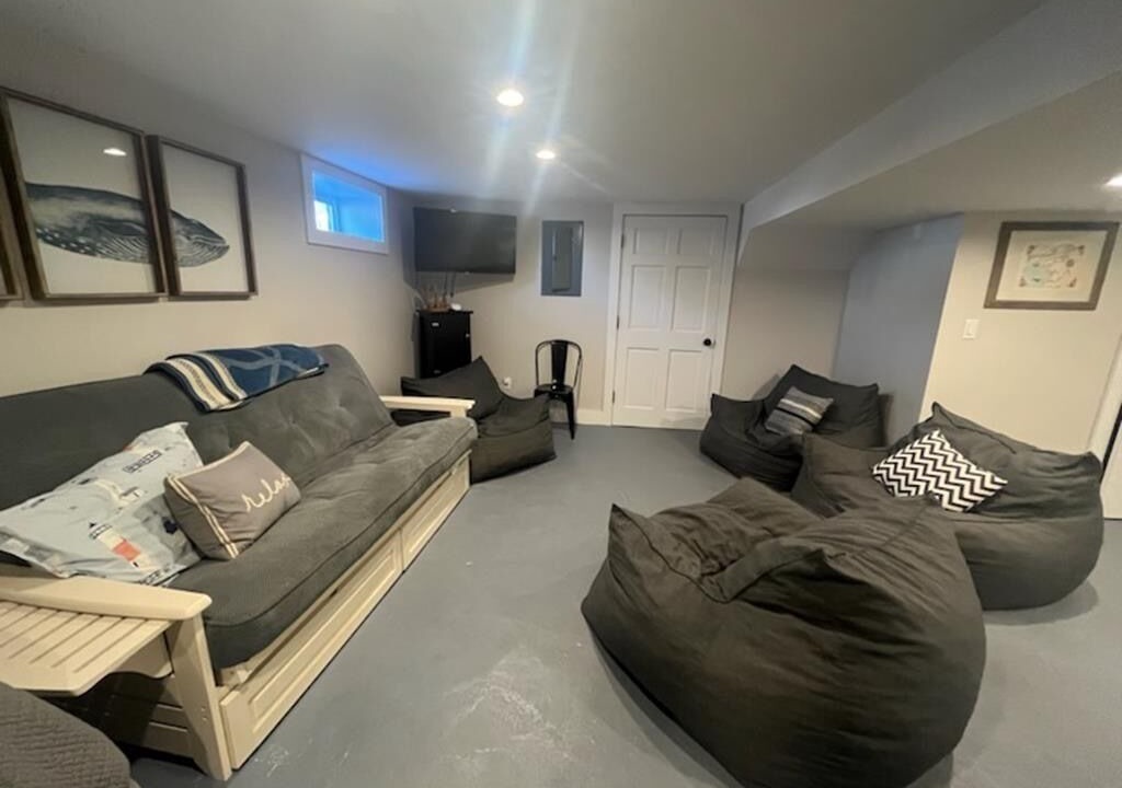 Photo of Livingroom in Silver Beach