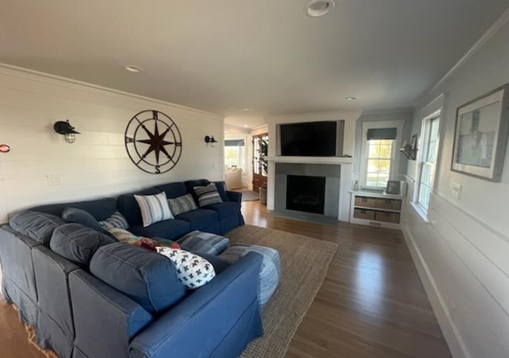 Photo of Livingroom in Silver Beach