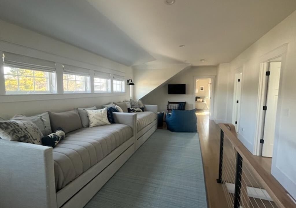 Photo of Livingroom in Silver Beach