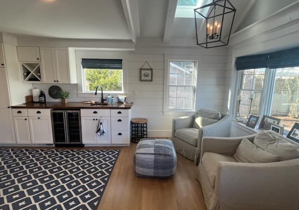 Photo of Livingroom in Silver Beach