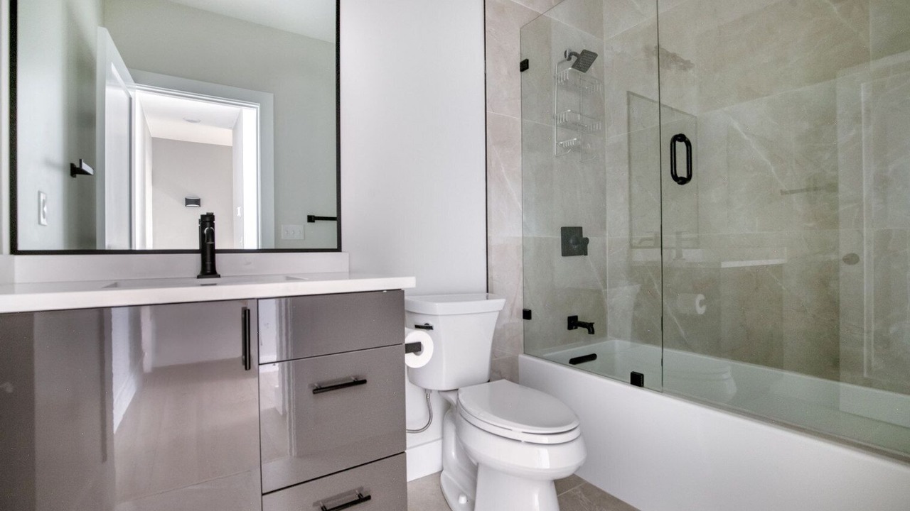 Photo of Bathroom in Ward Two