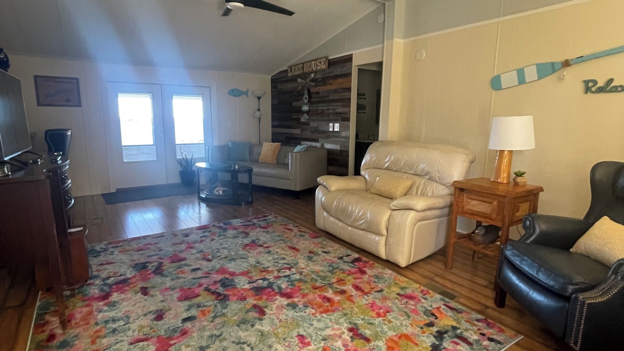Photo of Livingroom in Telogia