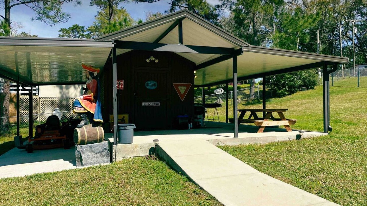 Photo of Outdoor in Telogia