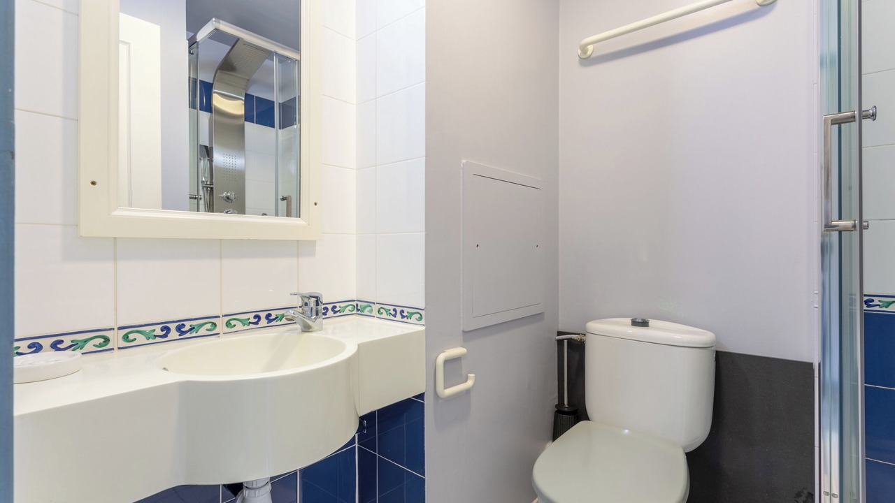 Photo of Bathroom in Treboul