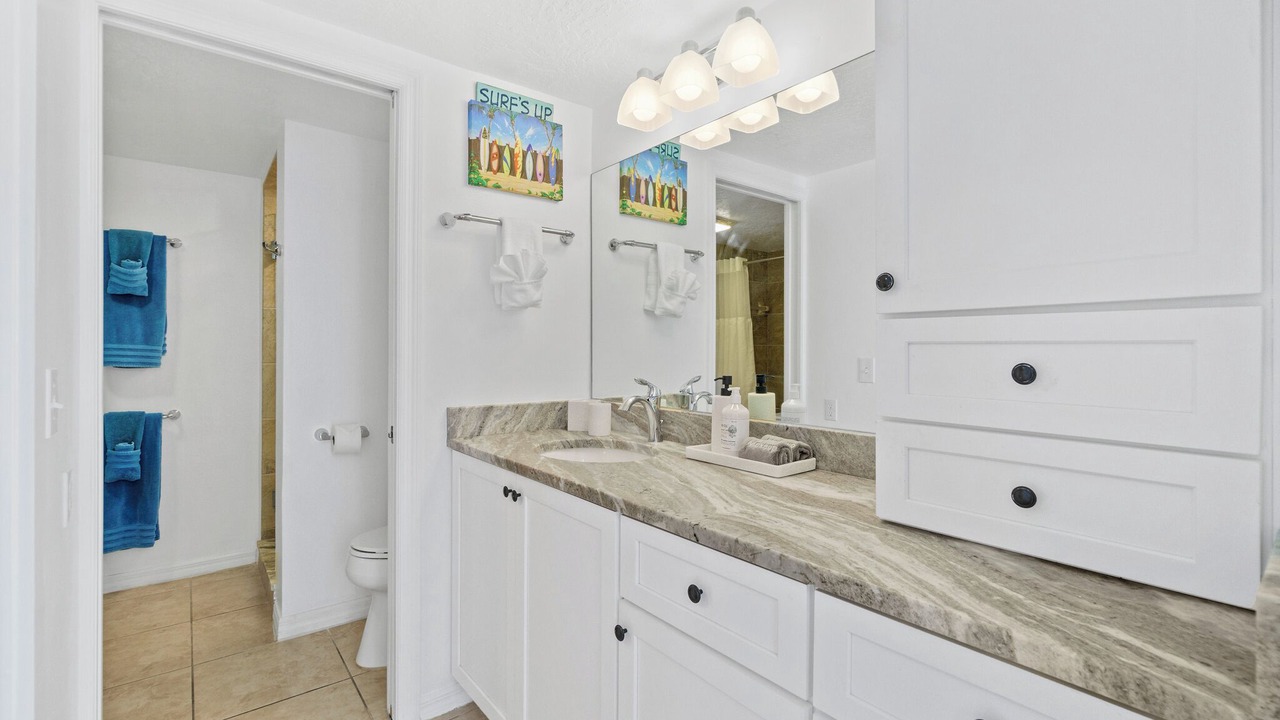 Photo of Bathroom in Cape Caneveral Beach Gardens