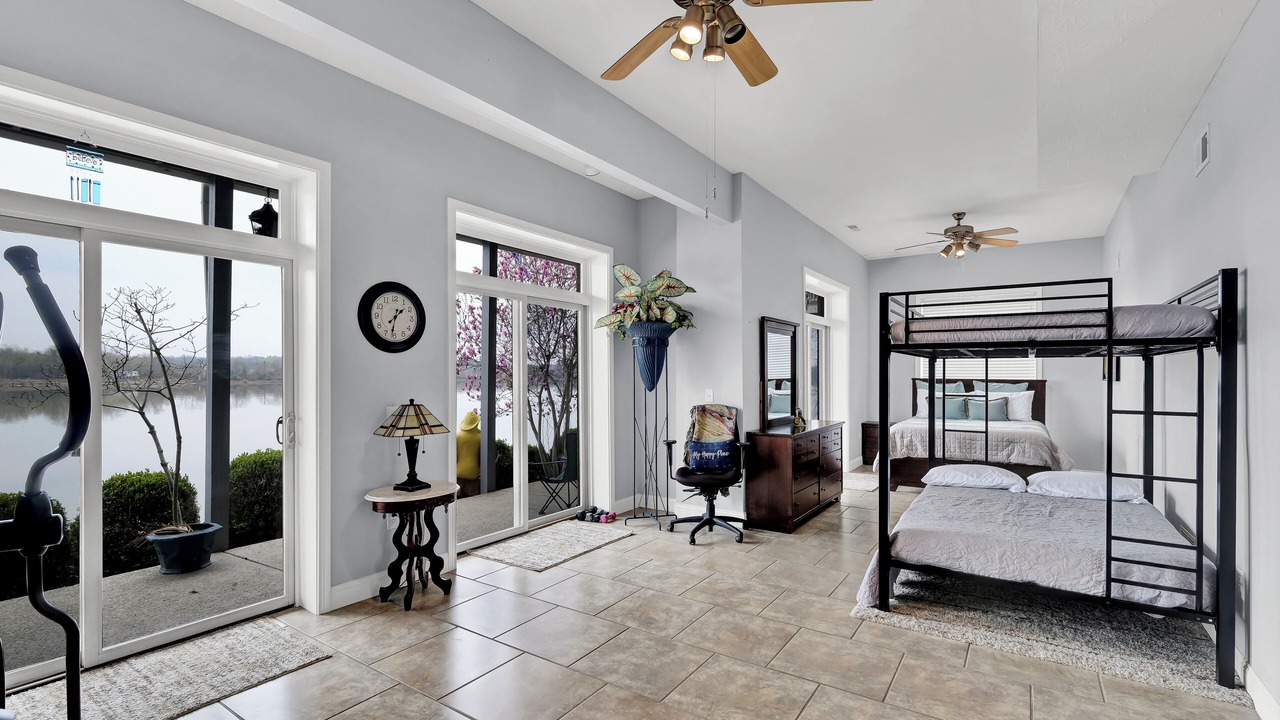 Photo of Bedroom in Jeffersonville