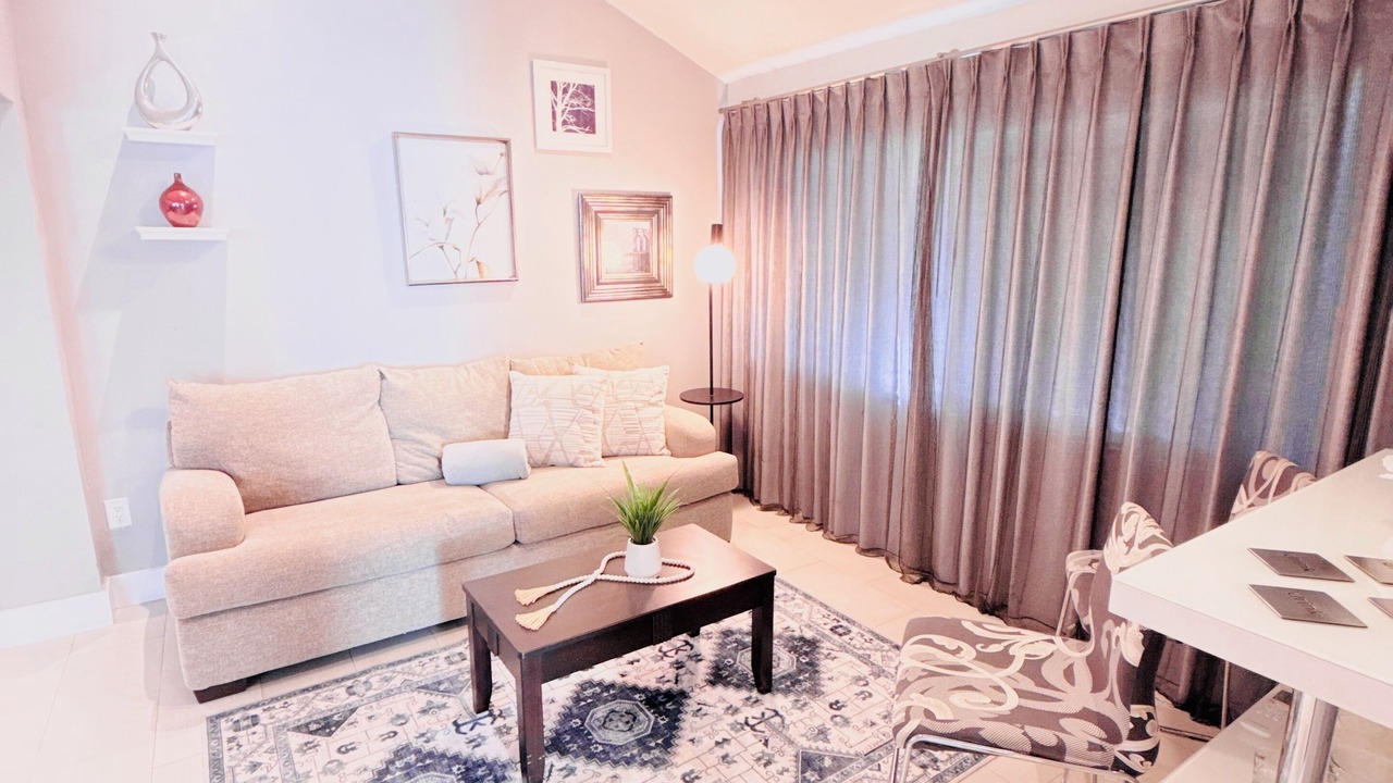 Photo of Livingroom in Coral Way