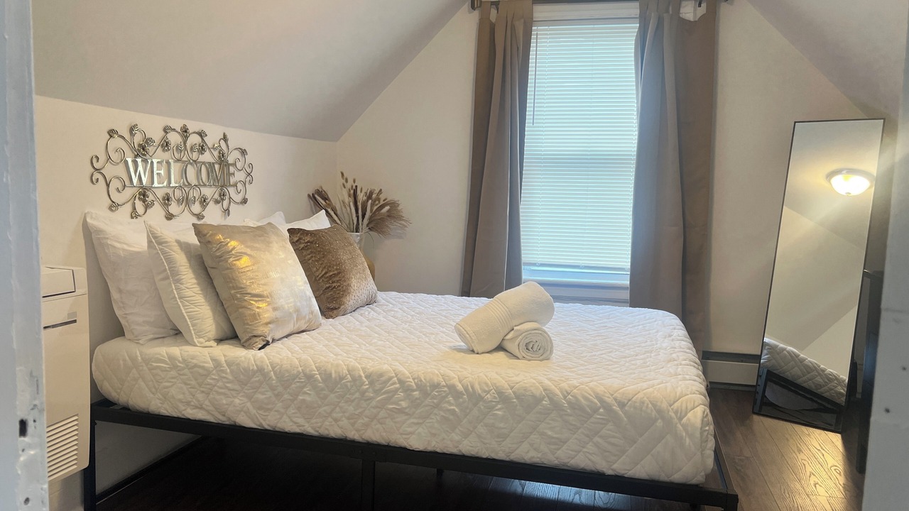 Photo of Bedroom in New Rochelle