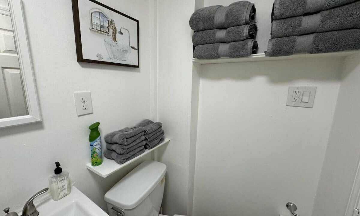 Photo of Bathroom in Communipaw