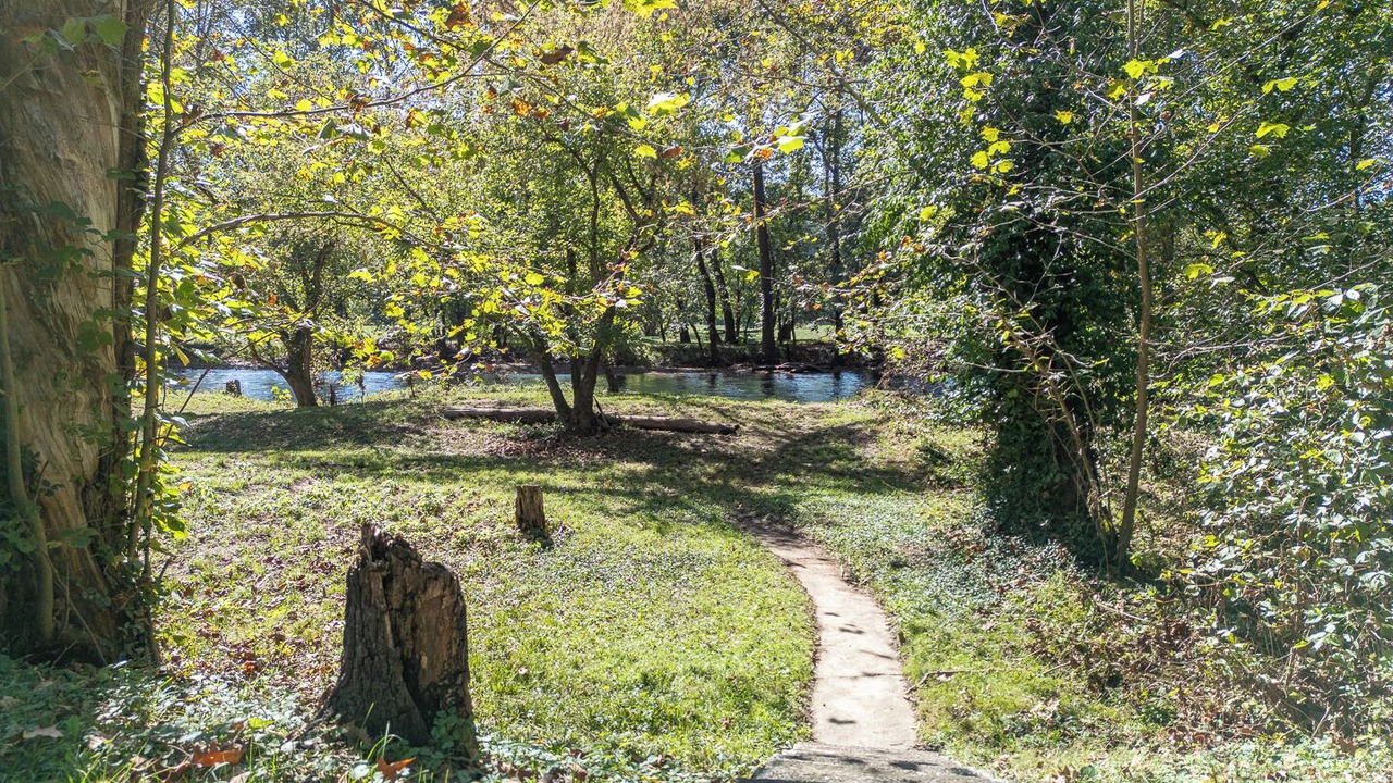 Photo of Others in Eagle Rock