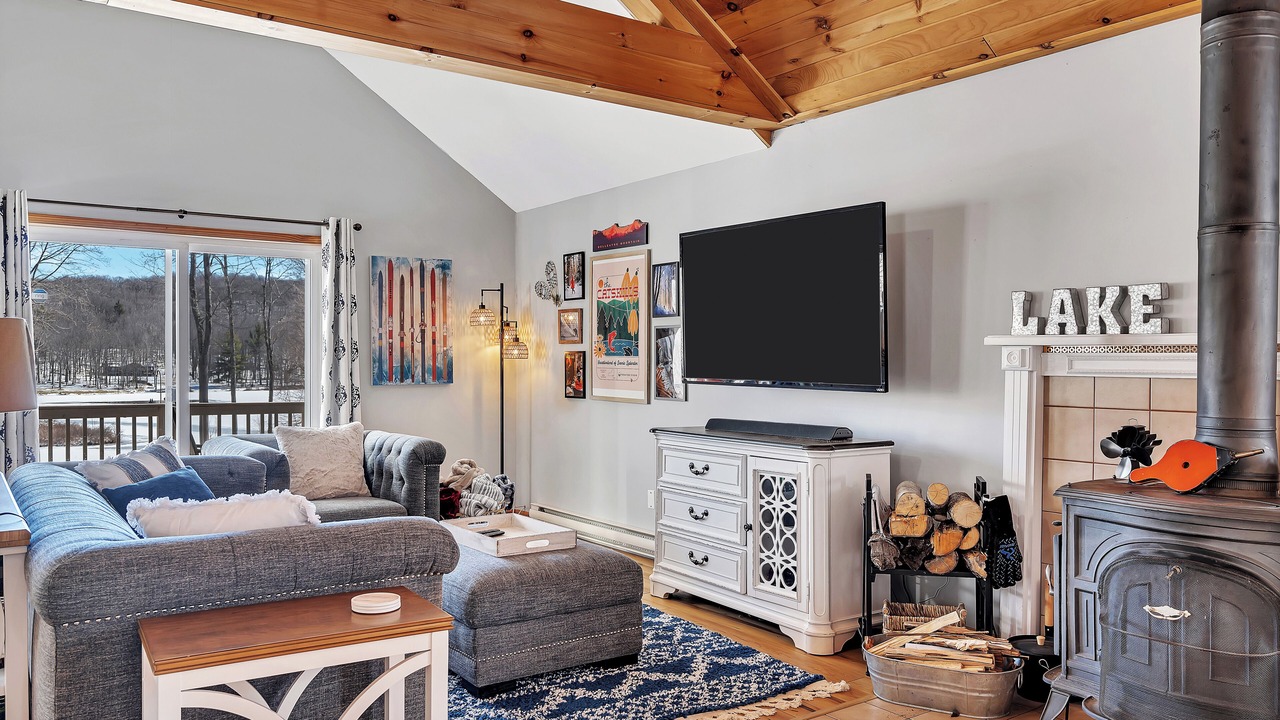 Photo of Livingroom in South Kortright