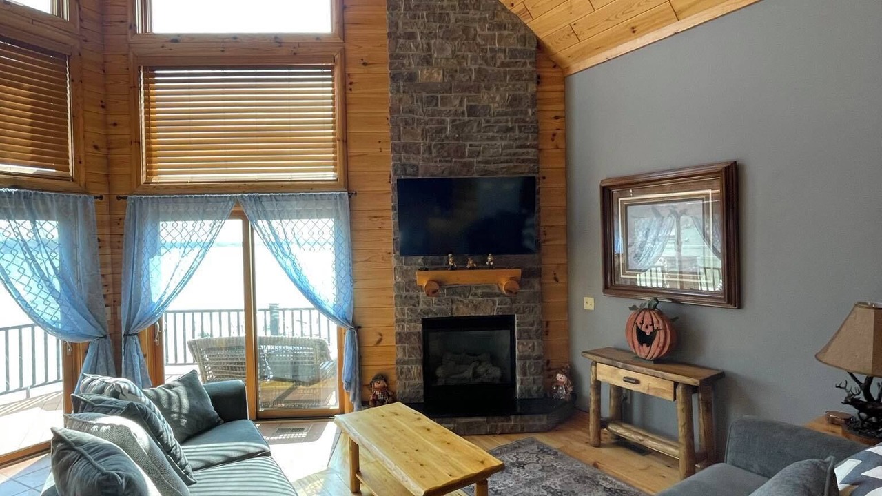 Photo of Bedroom in Cedar Lake
