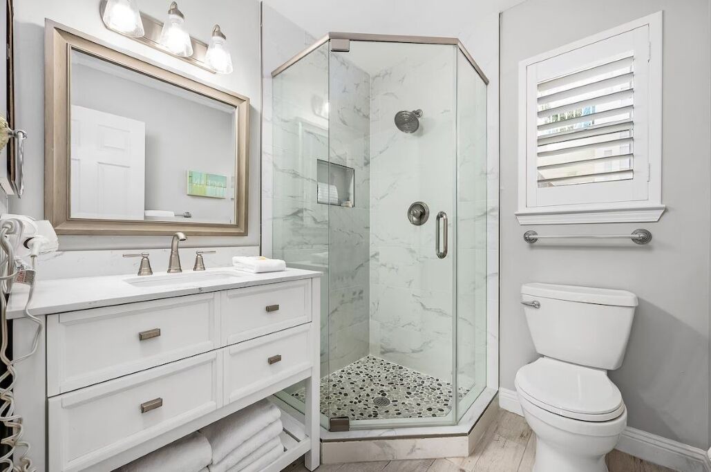 Photo of Bathroom in Crystal Shores