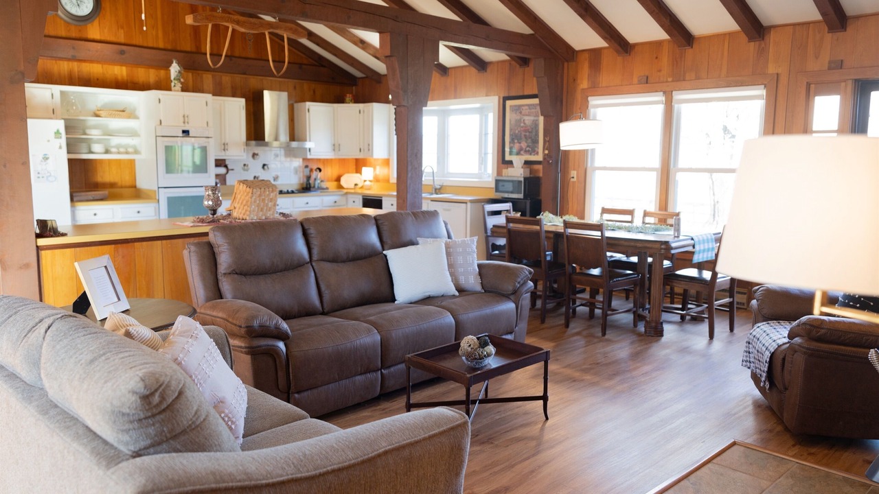 Photo of Livingroom in Goshen