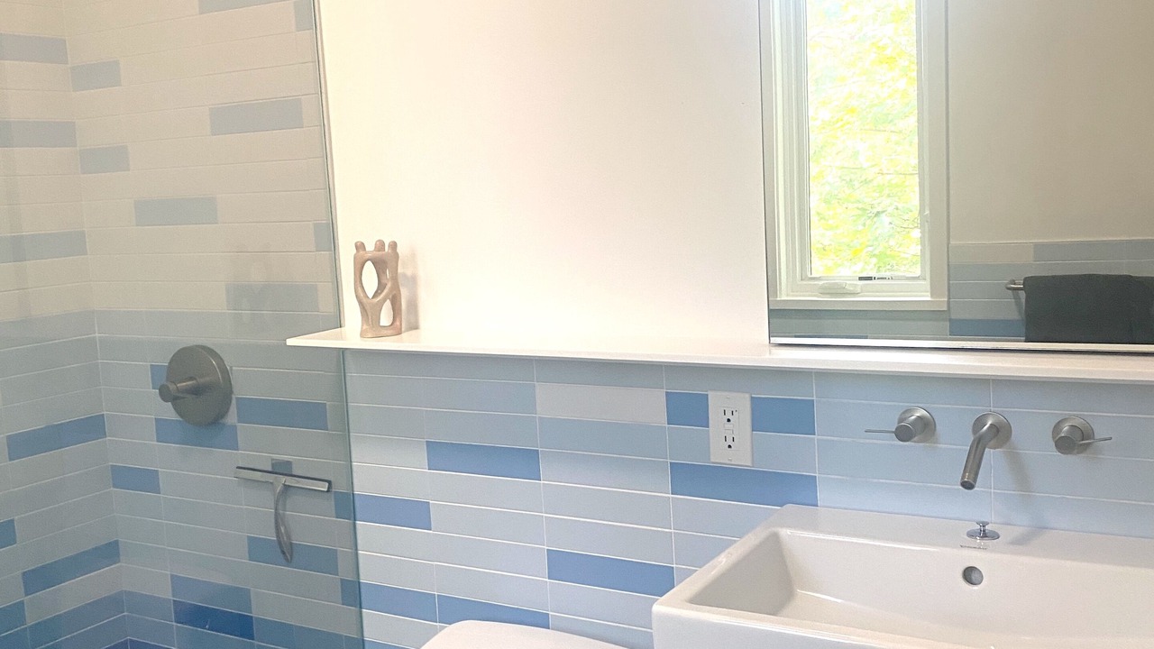 Photo of Bathroom in Water Mill