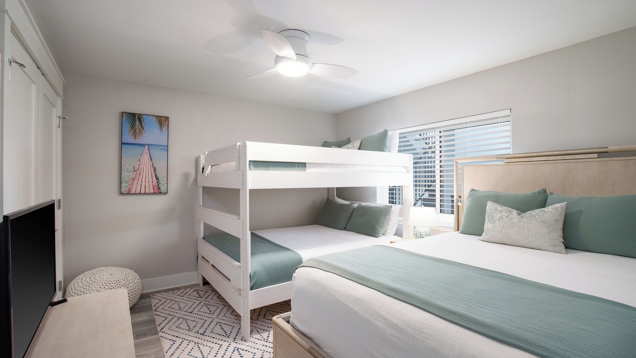 Photo of Bedroom in Dune Allen Beach