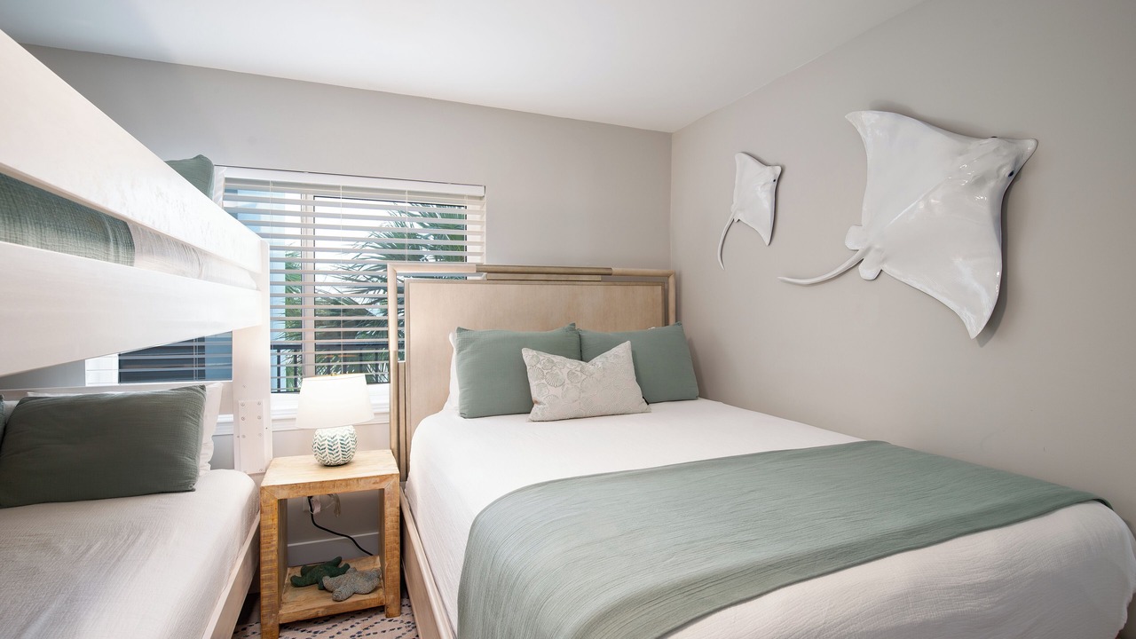 Photo of Bedroom in Dune Allen Beach