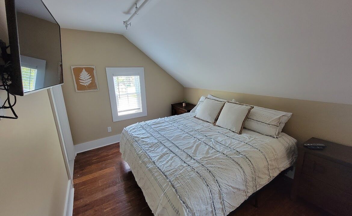 Photo of Bedroom in South Kortright
