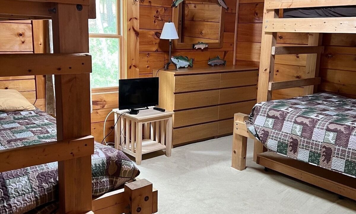 Photo of Bedroom in McGaheysville