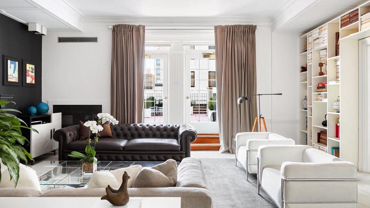 Photo of Livingroom in Central Park South