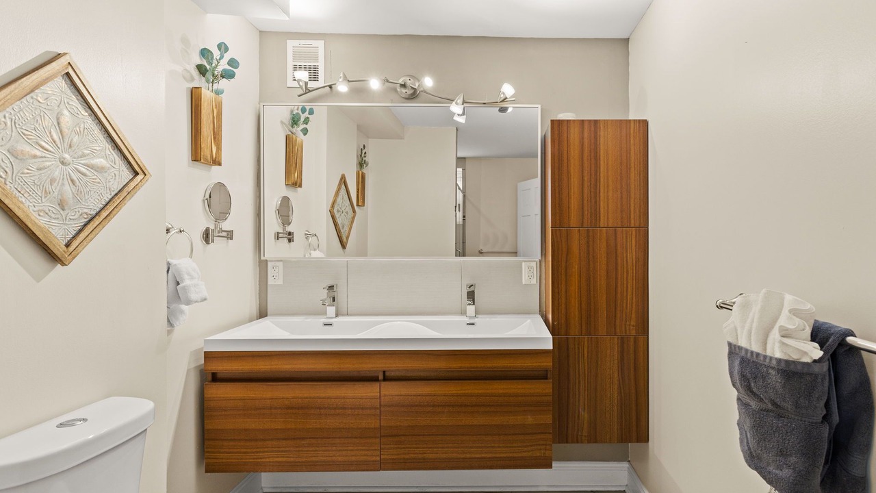 Photo of Bathroom in Queen Village