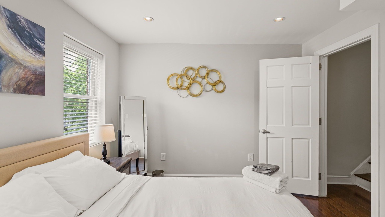 Photo of Bedroom in Queen Village