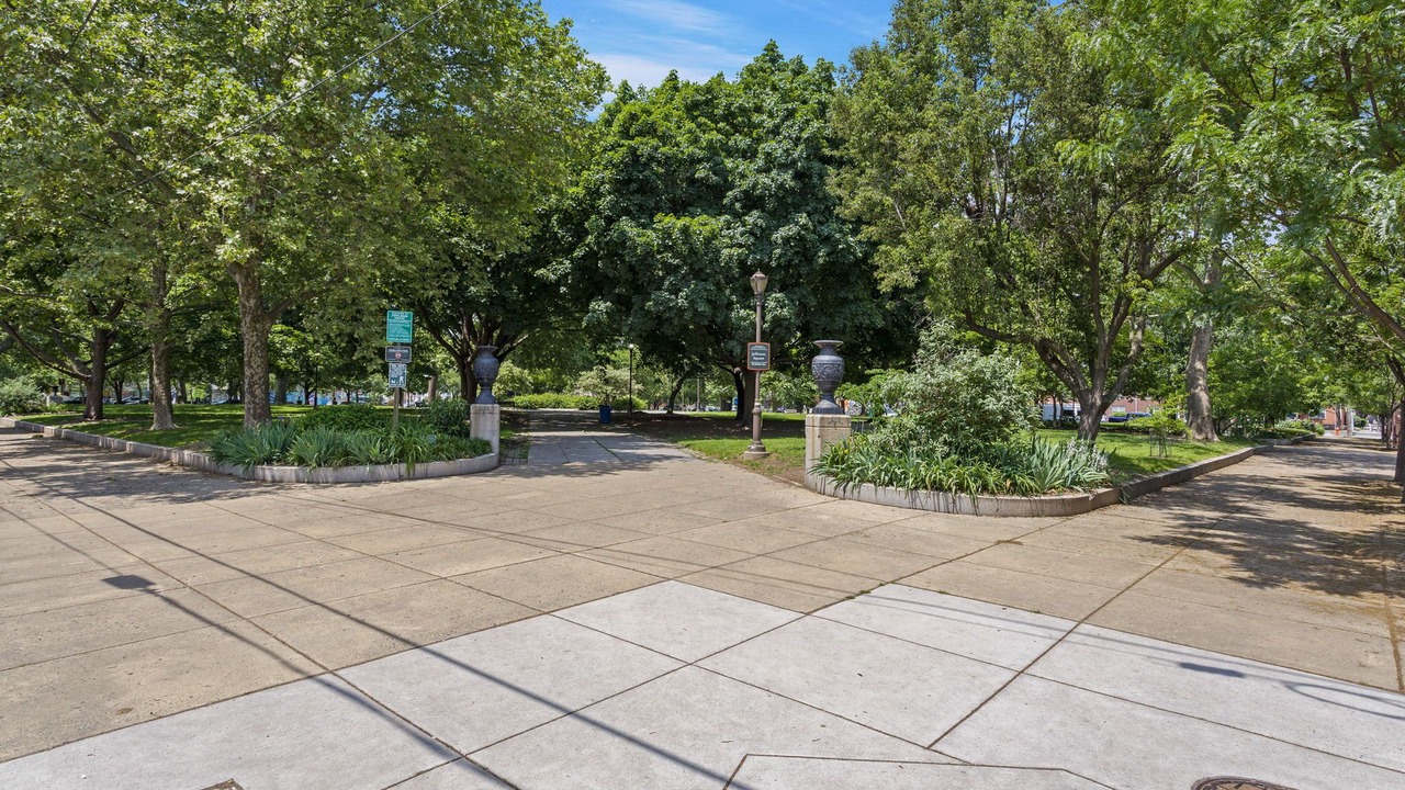 Photo of Outdoor in Queen Village