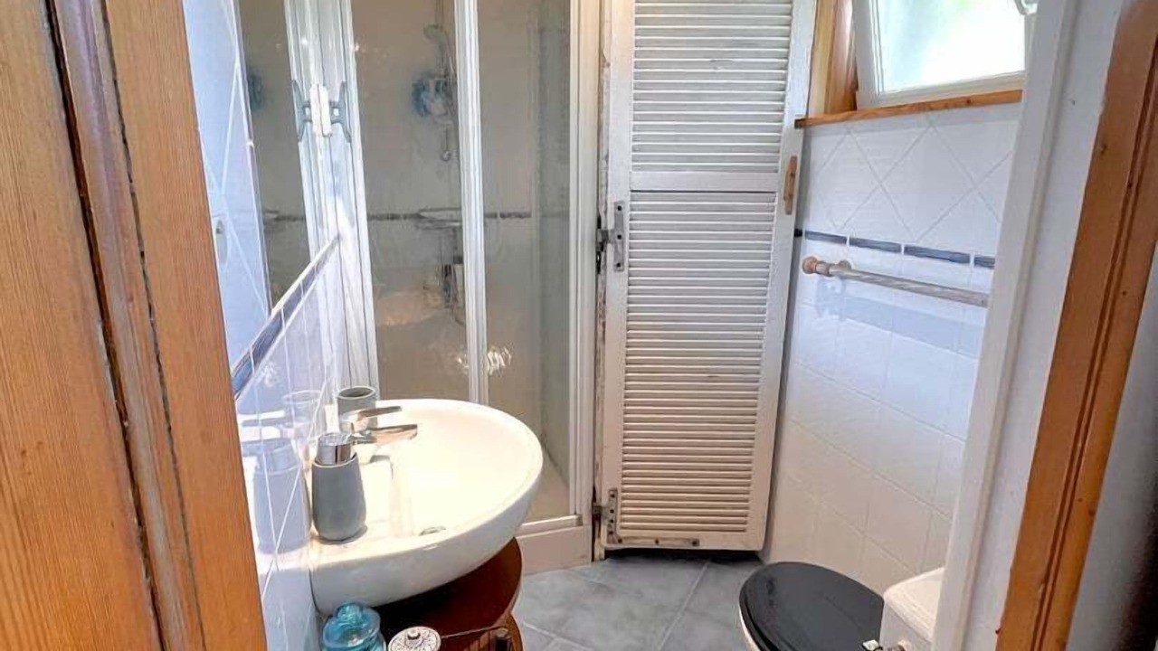 Photo of Bathroom in Loguivy