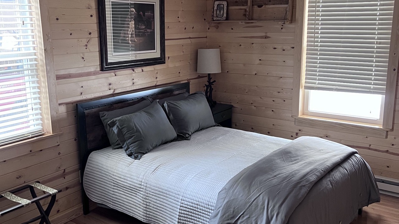 Photo of Bedroom in Harper