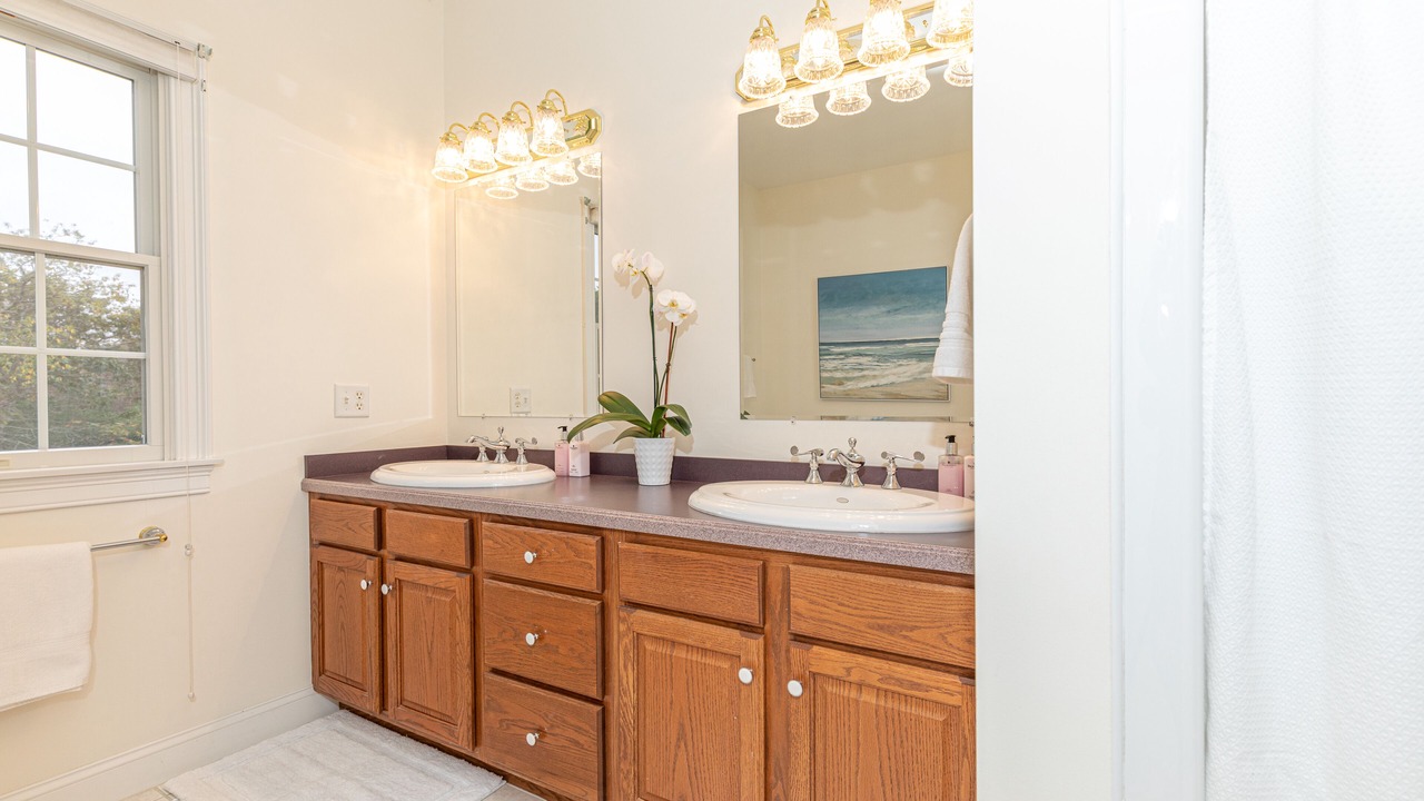 Photo of Bathroom in West Barnstable