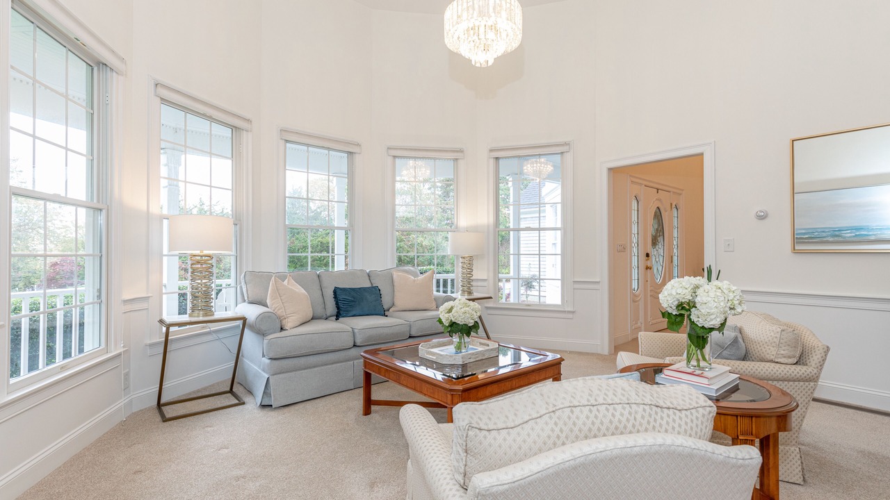Photo of Livingroom in West Barnstable