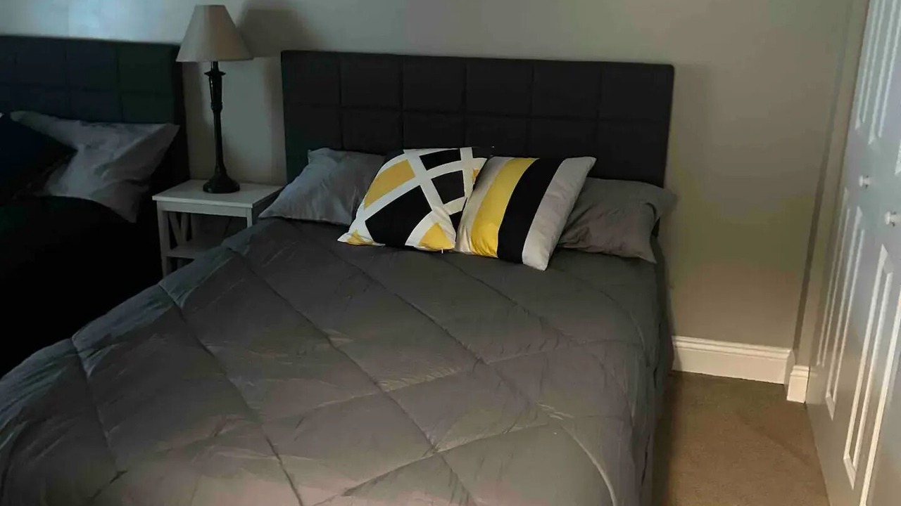 Photo of Bedroom in Lawrenceburg