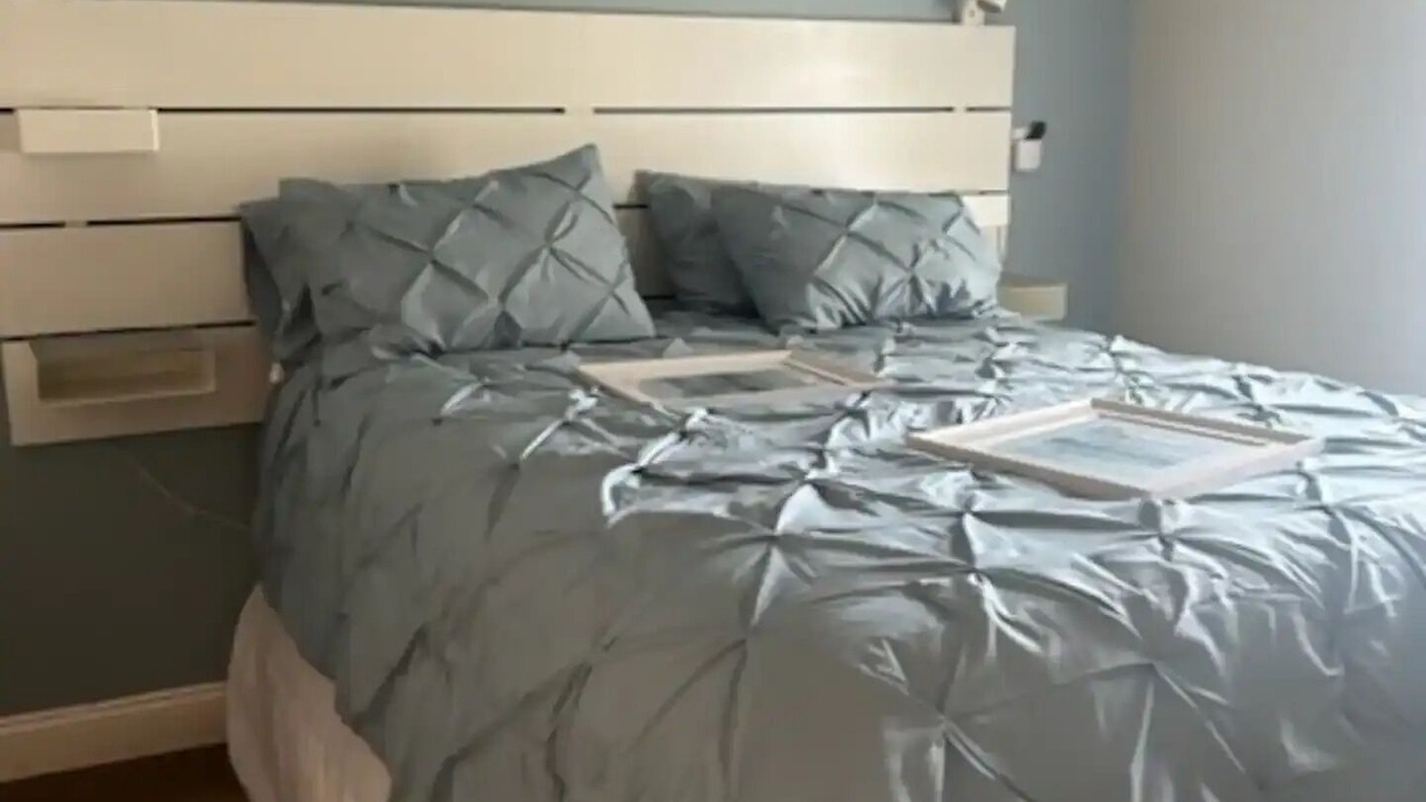 Photo of Bedroom in Lawrenceburg