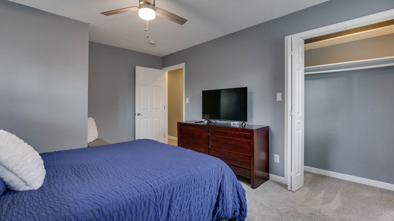 Photo of Bedroom in North Newport News