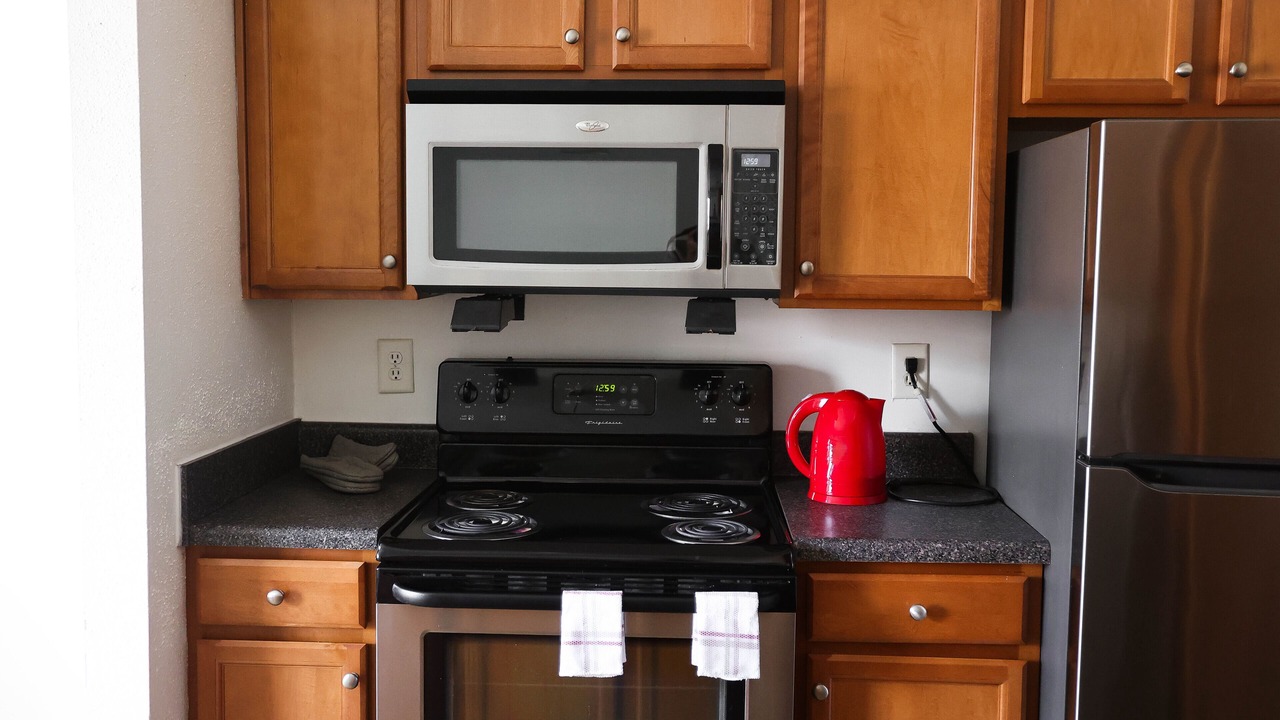 Photo of Kitchen in Coliseum Central