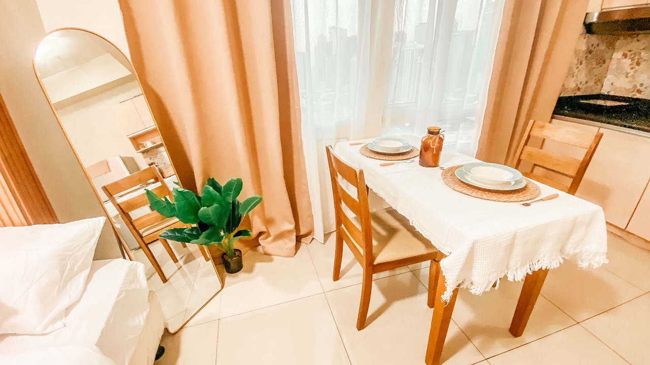 Photo of Bedroom in Legazpi Village