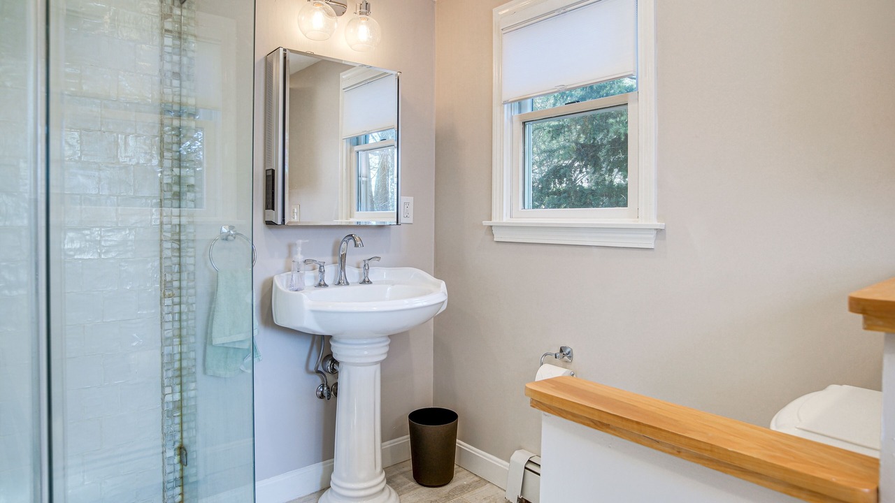 Photo of Bathroom in Cataumet