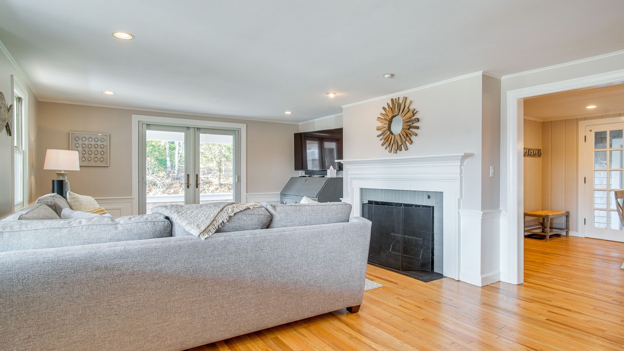 Photo of Livingroom in Cataumet