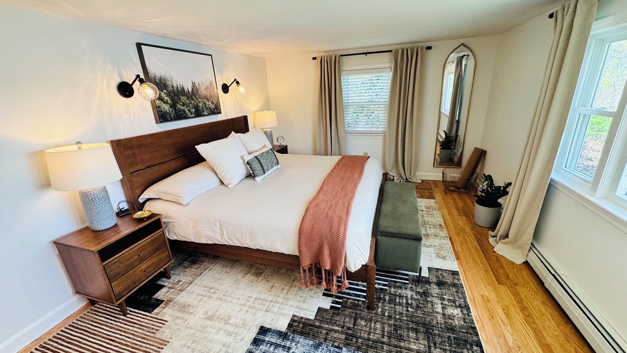 Photo of Bedroom in West Barnstable