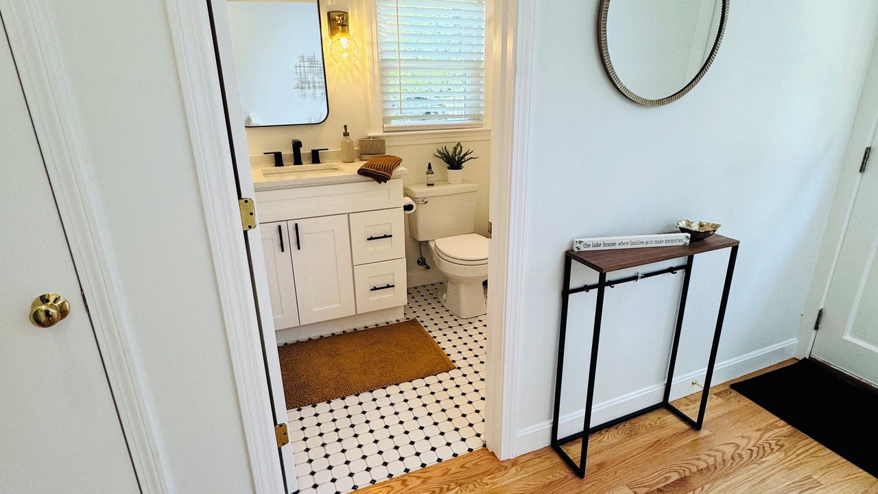 Photo of Bathroom in West Barnstable